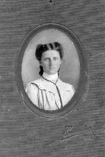 Hannah Lovenia (James) Powell as a young woman