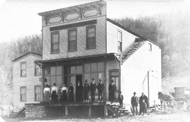 Doehler Store, Village Creek c1900