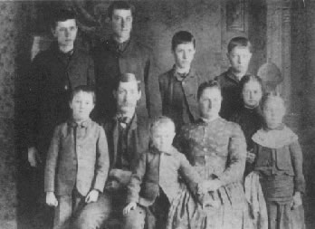 L-R:   Will,  Sam,  Jack Grady,  Orum.   Front Row:   Frank,  W.T. Albert (Mibb),  Sarah Elizabeth,  Loetta,  Nellie Bell  (submitted by Debbie Gochenour-Hansen dads@citlink.net)