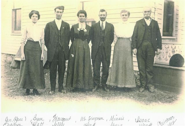 Moravia, Iowa Christmas 1912 (submitted by Gieselle A. B. Fest ,festfmly@swbell.net)