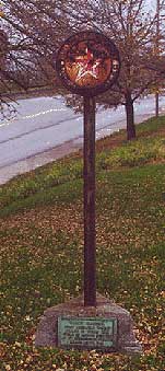 Unrestored Marion Crandell WWI Memorial, Davenport, Iowa.