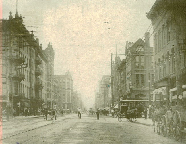 Walnut Street, Des Moines, Iowa